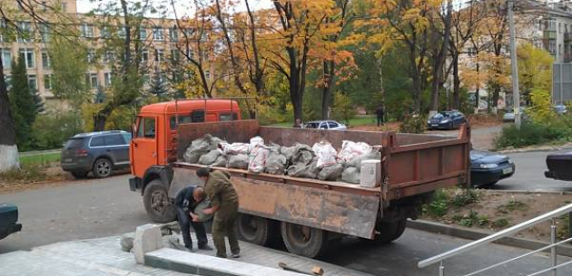 Вивіз будівельного сміття Київ